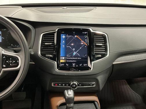 Birch Light Metallic 2022 Volvo XC90 T6 Inscription