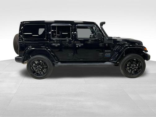 Black Clearcoat 2022 Jeep Wrangler Unlimited 4xe Sahara