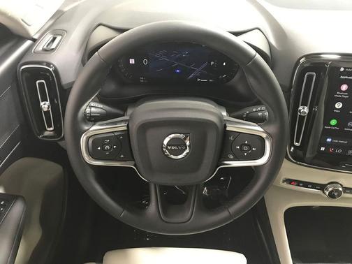 Vapour Grey Metallic 2026 Volvo XC40 Plus, B5 AWD Gas (mild hybrid), Dark