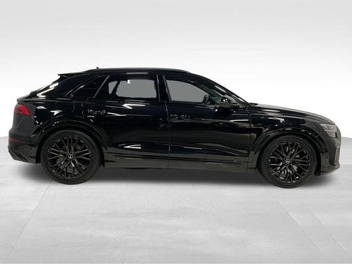 Mythos Black Metallic 2024 Audi SQ8 4.0T Premium Plus