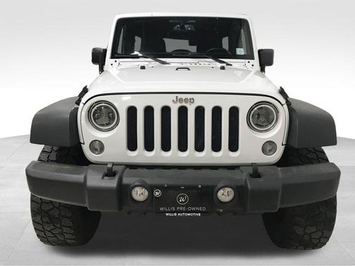 Bright White Clearcoat 2017 Jeep Wrangler Unlimited Sport