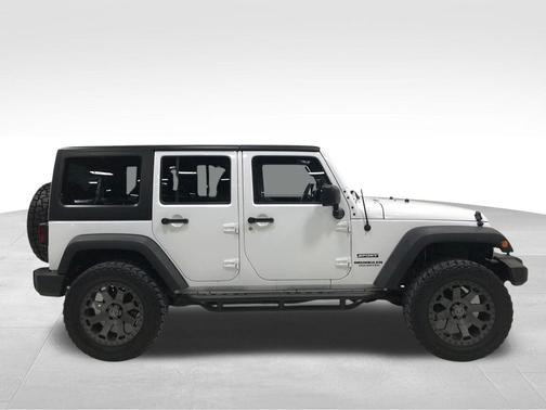 Bright White Clearcoat 2017 Jeep Wrangler Unlimited Sport