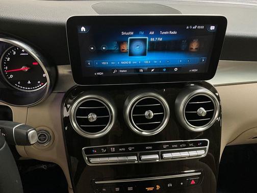 2021 Mercedes-Benz GLC 300 4MATIC