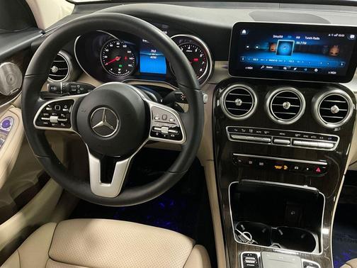 2021 Mercedes-Benz GLC 300 4MATIC