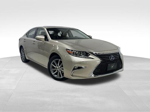 2017 Lexus ES 300h Base
