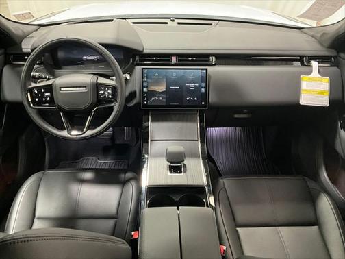 2026 Land Rover Range Rover Velar P250 SE R-Dynamic