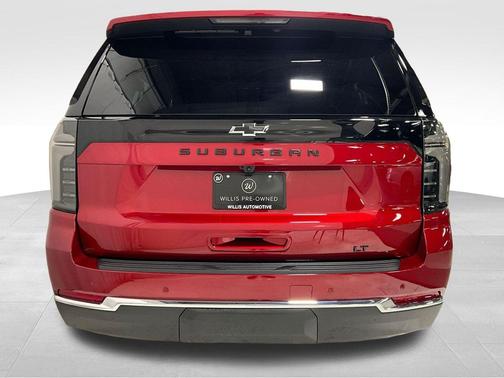 Radiant Red Tintcoat 2026 Chevrolet Suburban LT