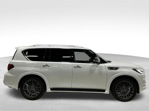 2023 INFINITI QX80 SENSORY AWD