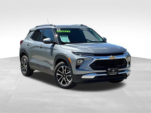 Sterling Gray Metallic 2025 Chevrolet Trailblazer LT