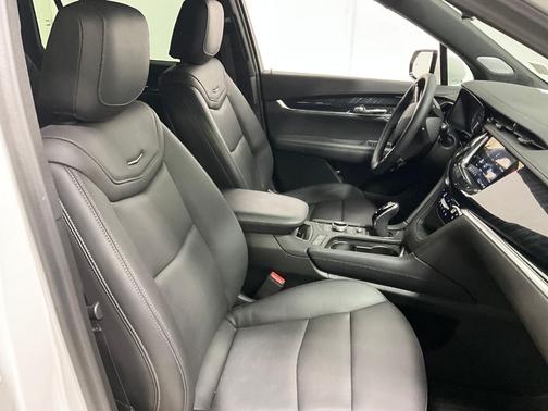 2024 Cadillac XT6 Premium Luxury AWD