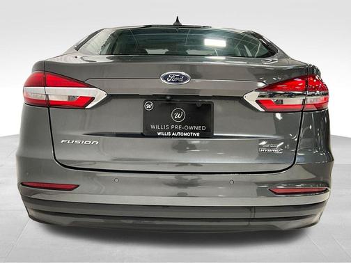 2020 Ford Fusion Hybrid SE