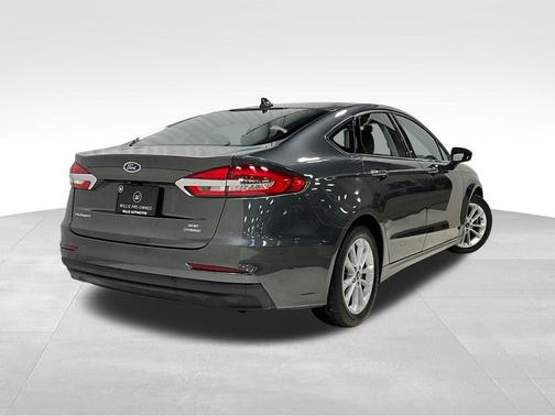 2020 Ford Fusion Hybrid SE