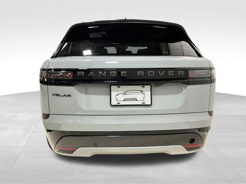 2026 Land Rover Range Rover Velar P250 SE R-Dynamic