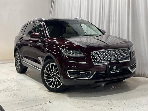 Burgundy Velvet Metallic Tinted Clearcoat 2019 Lincoln Nautilus Reserve