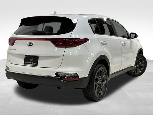 Snow White Pearl 2022 Kia Sportage LX