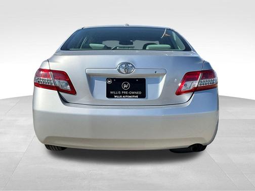 2010 Toyota Camry LE