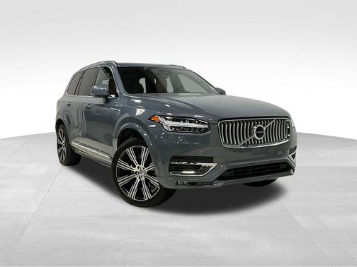 2023 Volvo XC90 B6 Ultimate 7-Seater