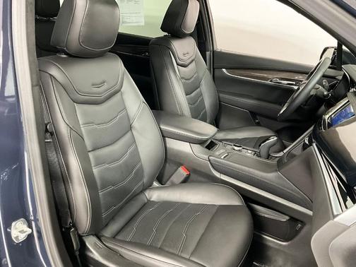 2024 Cadillac XT6 Premium Luxury AWD