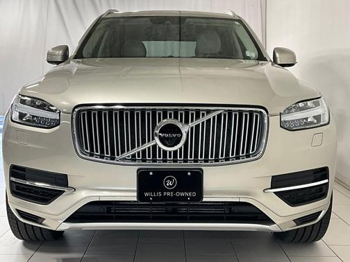 2018 Volvo XC90 Hybrid T8 Inscription
