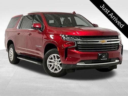 2022 Chevrolet Suburban LT
