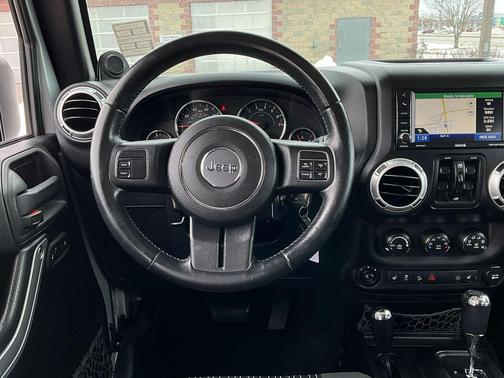 2012 Jeep Wrangler Unlimited Sahara