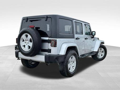2012 Jeep Wrangler Unlimited Sahara