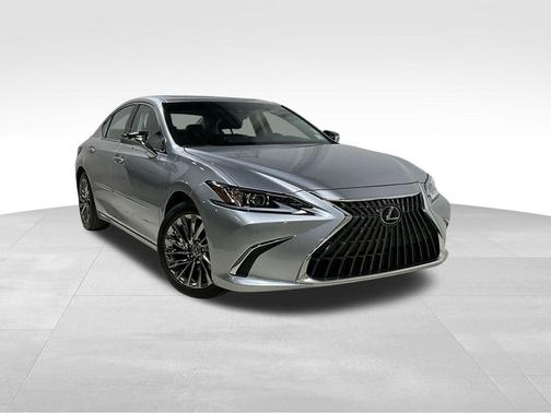 2025 Lexus ES 300h Luxury