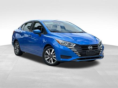 Electric Blue Metallic 2023 Nissan Versa 1.6 SV