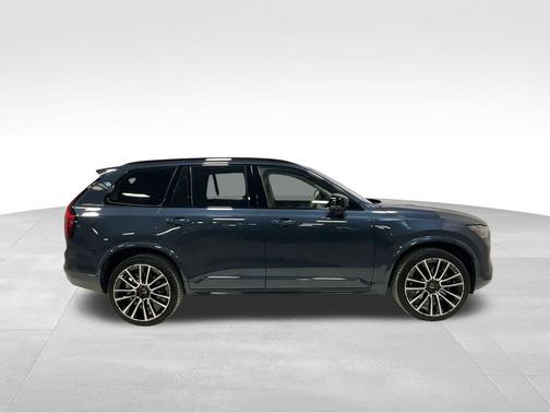 2026 Volvo XC90 Ultra Dark Theme, B6 AWD Gas (mild hybrid), Gasoline, 6 Seats