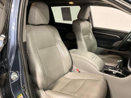 2015 Toyota Highlander Limited Platinum