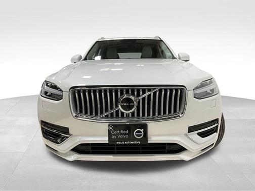 2024 Volvo XC90 Recharge Plug-In Hybrid T8 Ultimate Bright Theme 7-Seater