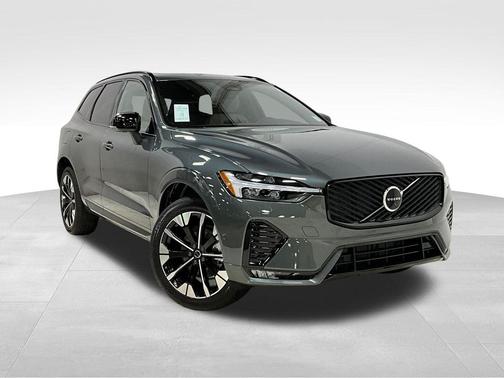 Forest Lake 2026 Volvo XC60 B5 Plus