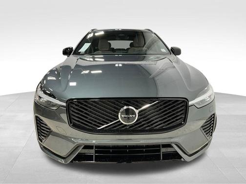 Forest Lake 2026 Volvo XC60 B5 Plus