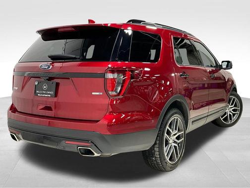 2017 Ford Explorer sport