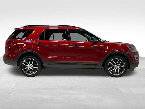 2017 Ford Explorer sport