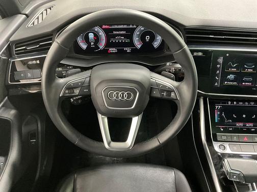 2022 Audi Q7 55 Premium Plus