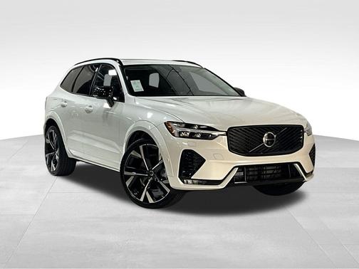 2026 Volvo XC60 B5 Ultra