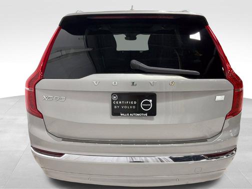 Silver Dawn Metallic 2023 Volvo XC90 Recharge Plug-In Hybrid T8 Ultimate Bright Theme 7-Seater