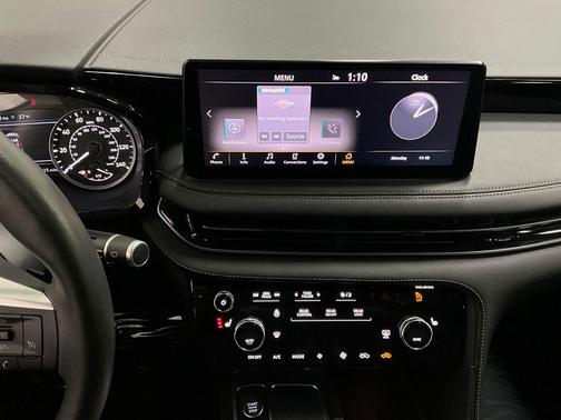 2025 INFINITI QX60 Pure