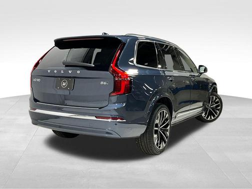 2026 Volvo XC90 B6 Plus 7-Seater