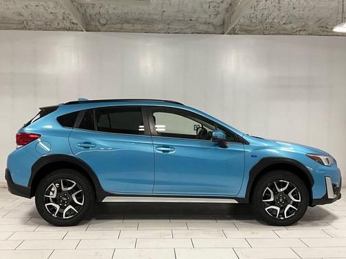 Lagoon Blue Pearl 2023 Subaru Crosstrek Hybrid Base