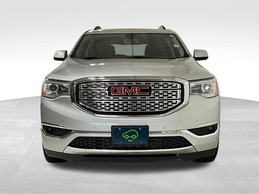 Quicksilver Metallic 2019 GMC Acadia Denali