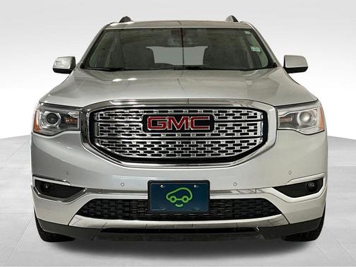 Quicksilver Metallic 2019 GMC Acadia Denali