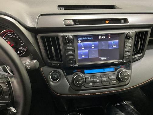 2016 Toyota RAV4 SE