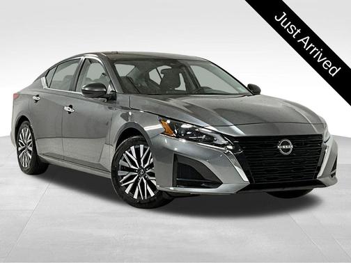 Gun Metallic 2024 Nissan Altima 2.5 SV