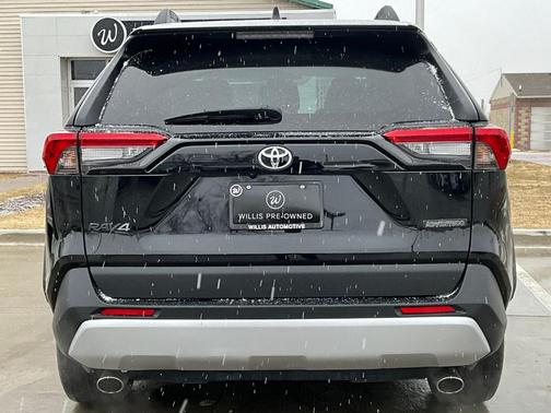 2023 Toyota RAV4 Adventure