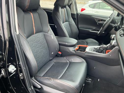 2023 Toyota RAV4 Adventure