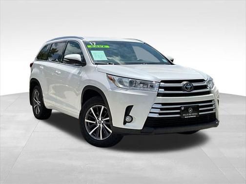 2017 Toyota Highlander XLE
