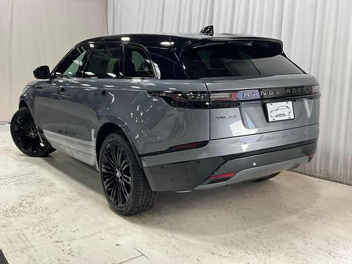 2026 Land Rover Range Rover Velar P250 SE R-Dynamic