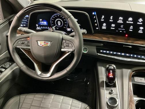 2023 Cadillac Escalade ESV Sport Platinum